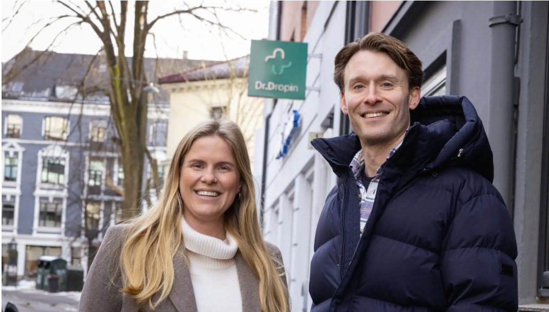 Mie Solem i Medipath og Kristoffer Ingebrigtsen i Dr.Dropin foran Dr.Dropin-klinikken